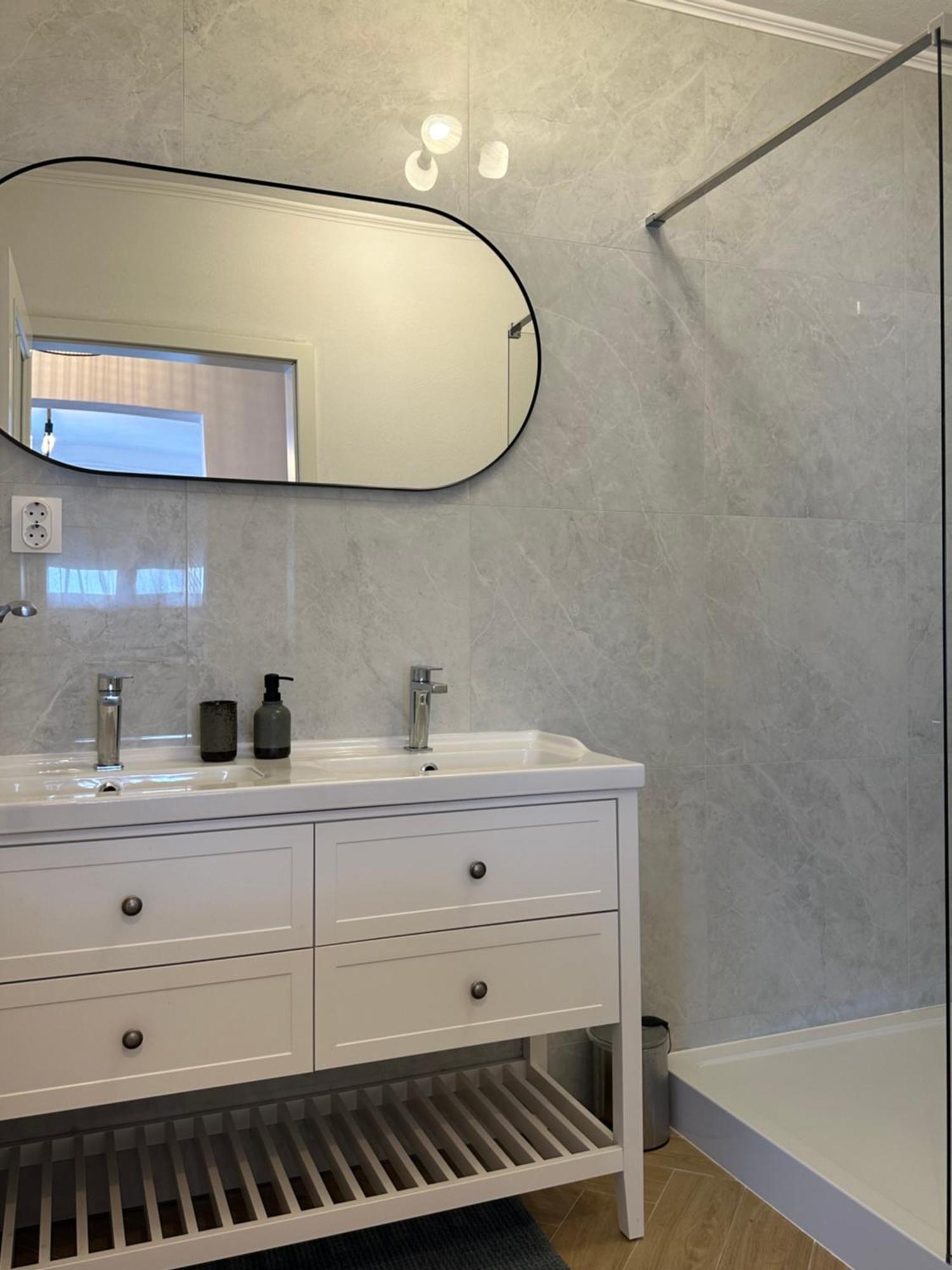 סיגישוארה Daisy Apartment 27 מראה חיצוני תמונה